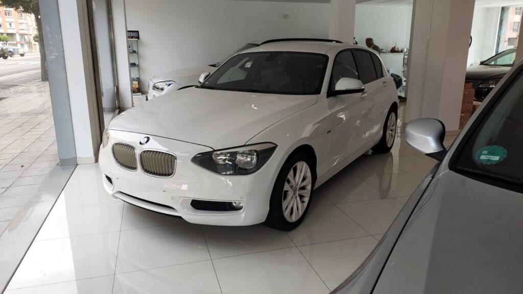 BMW 118d 143 CV (2014)