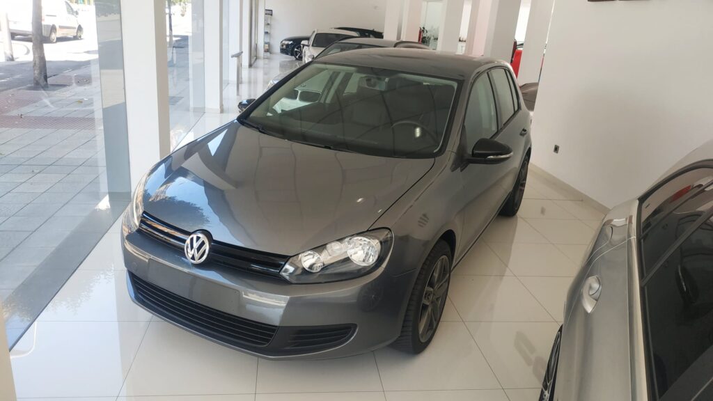 Volkswagen Golf VI TDI 1.6 105 CV